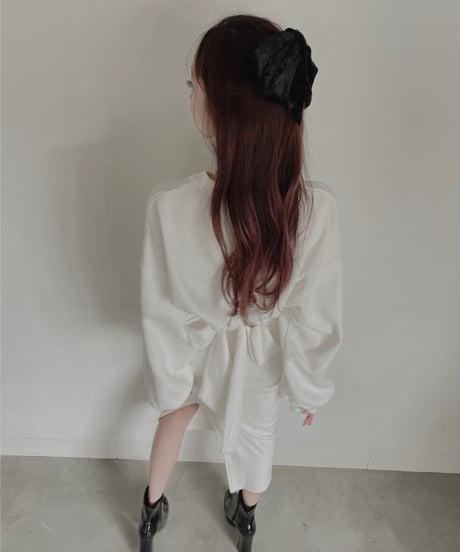 バックリボンクロップドトップ /Back Ribbon Cropped Top