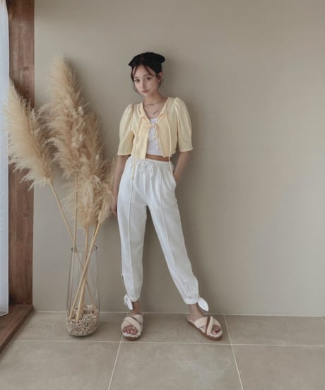 センターシームサイドリボンジョガーパンツ / Center Seam Cropped Side Ribbon Jogger Pants