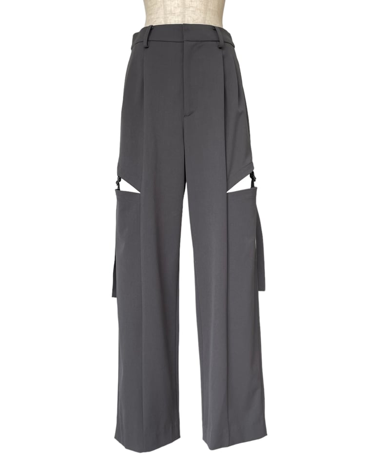 サイドカットベルトタックパンツ / Side Cut Belt Tuck Pants サイドカットベルトタックパンツ / Side Cut Belt Tuck Pants
