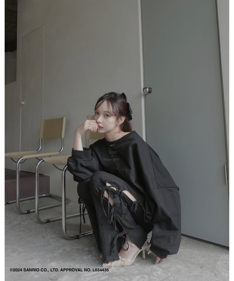 Black】♡ Croco Kitty ♡ ボリュームスリーブスウェットトップ Black】♡ Croco Kitty ♡ ボリュームスリーブスウェットトップ