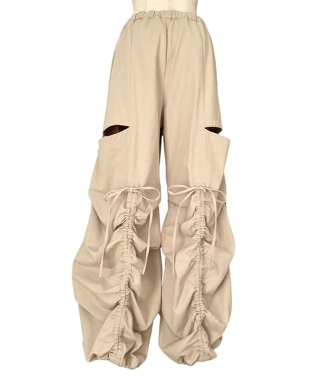 サイドカットボリュームパンツ / Side Cutting Volume Pants