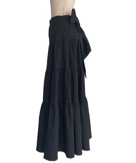 バックリボンデニムティアードスカート / Back Ribbon Denim Tiered Skirt