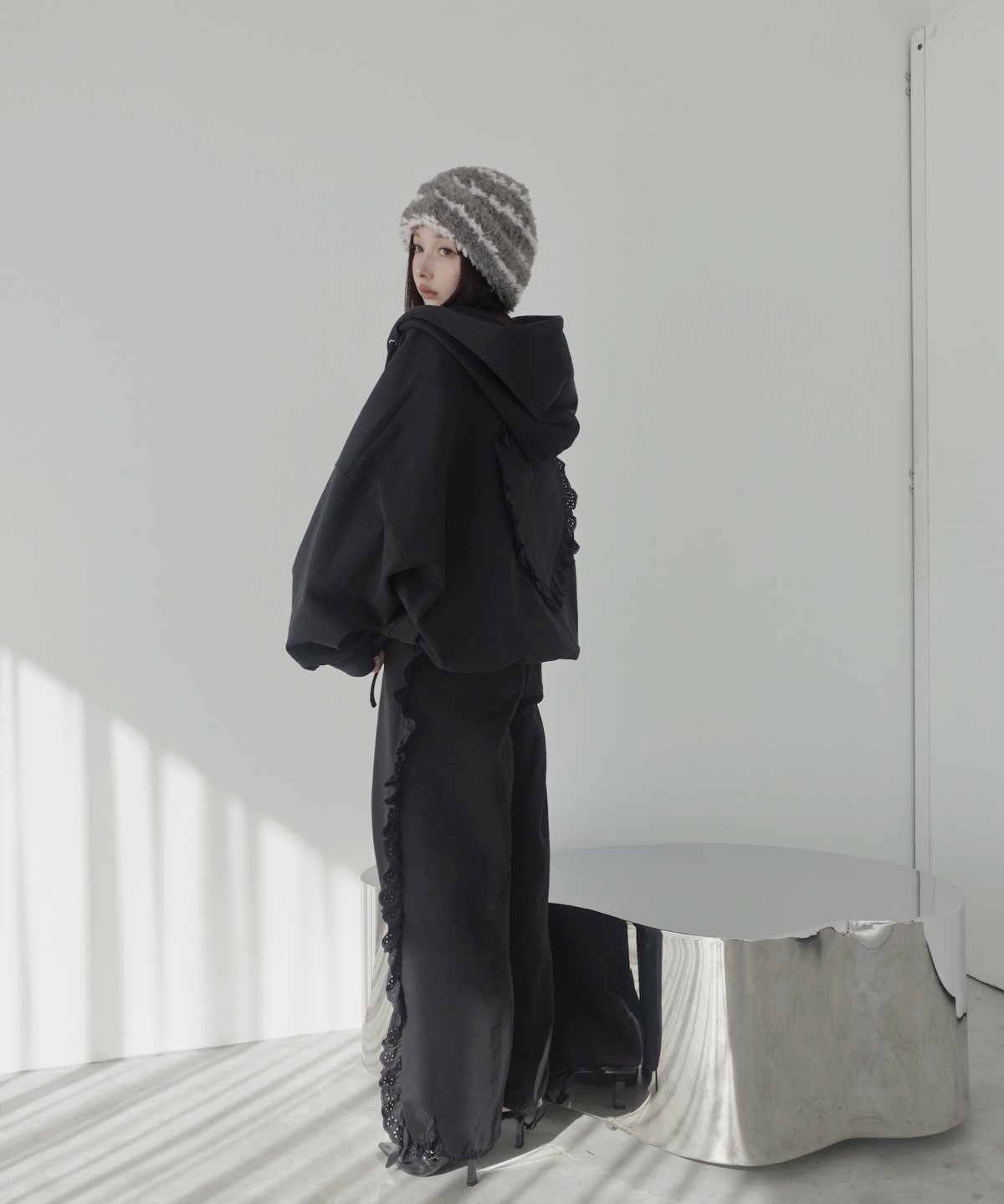 fiction tokyo ❤︎ フリルスウェットパンツ fit=scale-down,w=1200