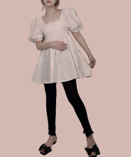 【ホワイト】パフスリーブチュニックワンピ Puff Sleeve Tunic One-Piece
