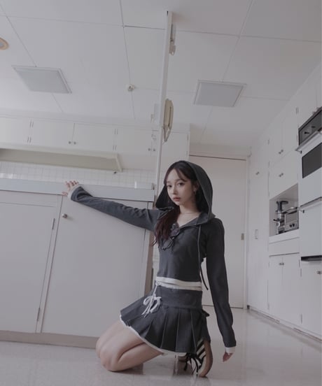 【DarkGray】レイヤードフードトップス /Layered Hood Top
