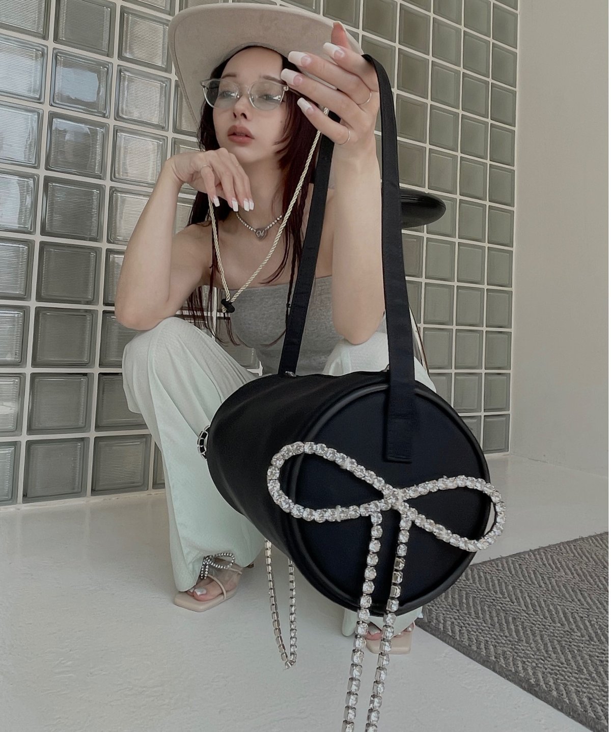 Bijou Ribbon Round Bag / ビジューリボンラウンドバッグ | FICTI