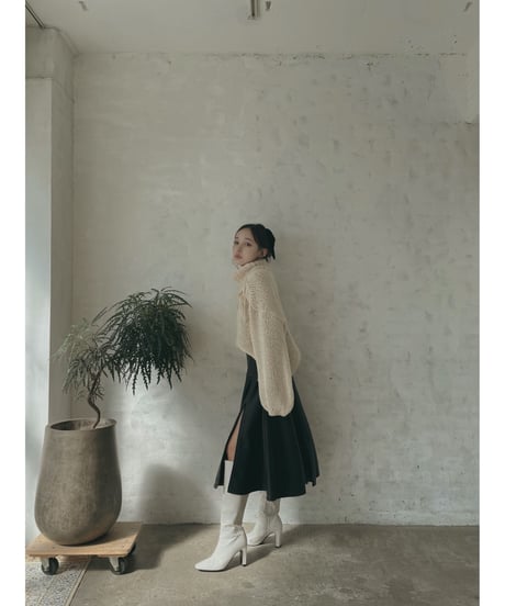 ジップオープンフェイクレザースカート / Zip Open FakeLeather Skirt