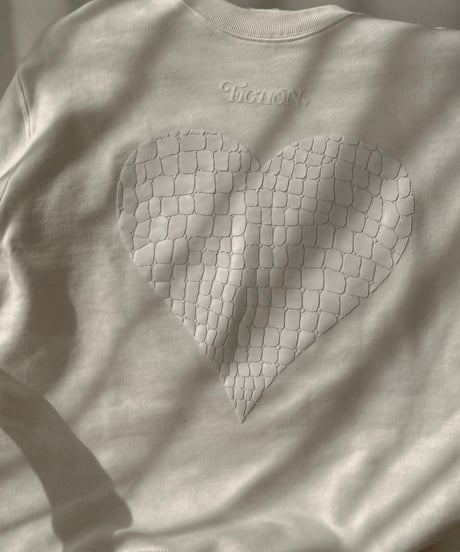 クロコハートスウェットトップ / Croco Heart Sweat Top