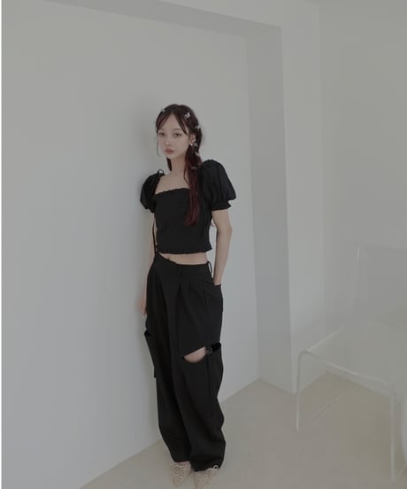 サイドカットベルトタックパンツ / Side Cut Belt Tuck Pants