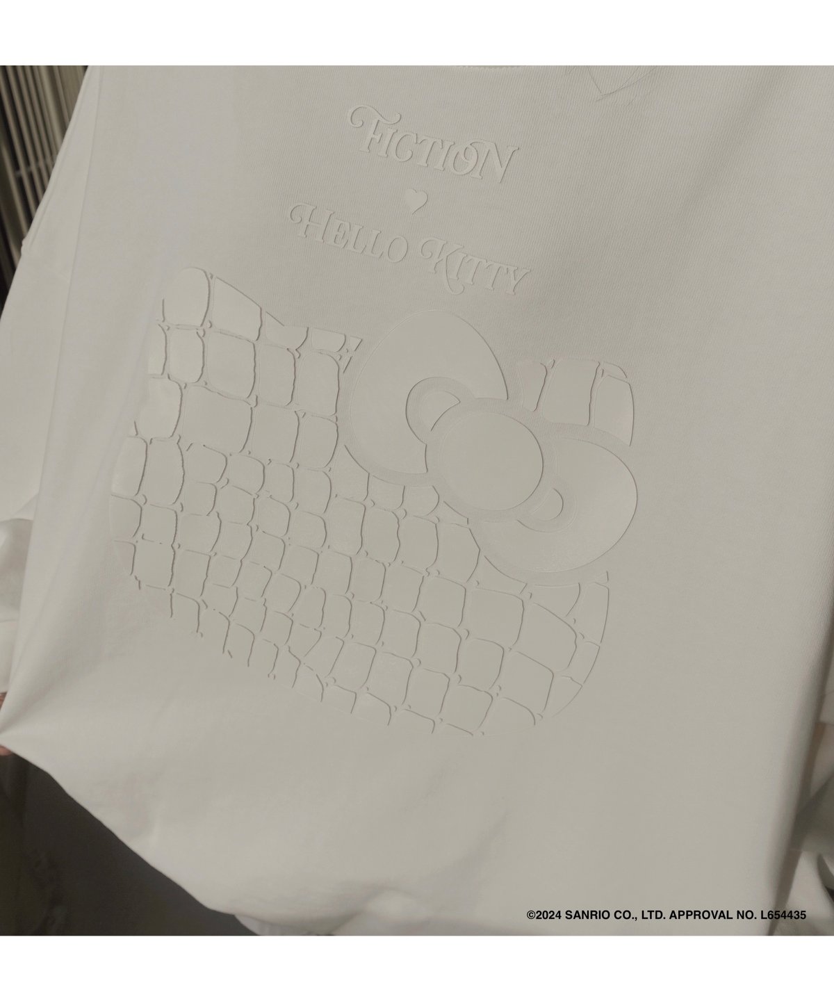 Milk】♡ Croco Kitty ♡ ボリュームスリーブスウェットトップ Milk】♡ Croco Kitty ♡ ボリュームスリーブスウェットトップ