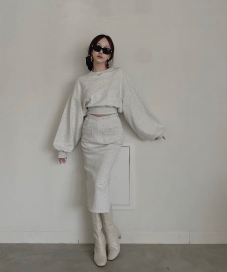 バックリボンクロップドトップ /Back Ribbon Cropped Top