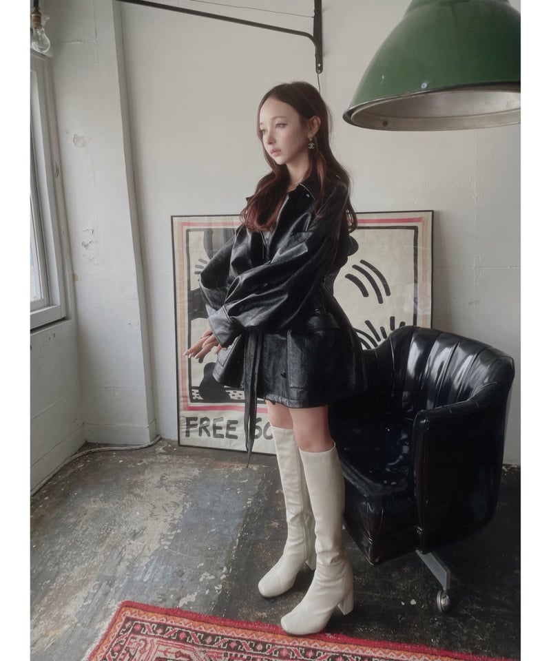 ボリュームスリーブエナメルジャケット / Volume Sleeves Enamel Jack 