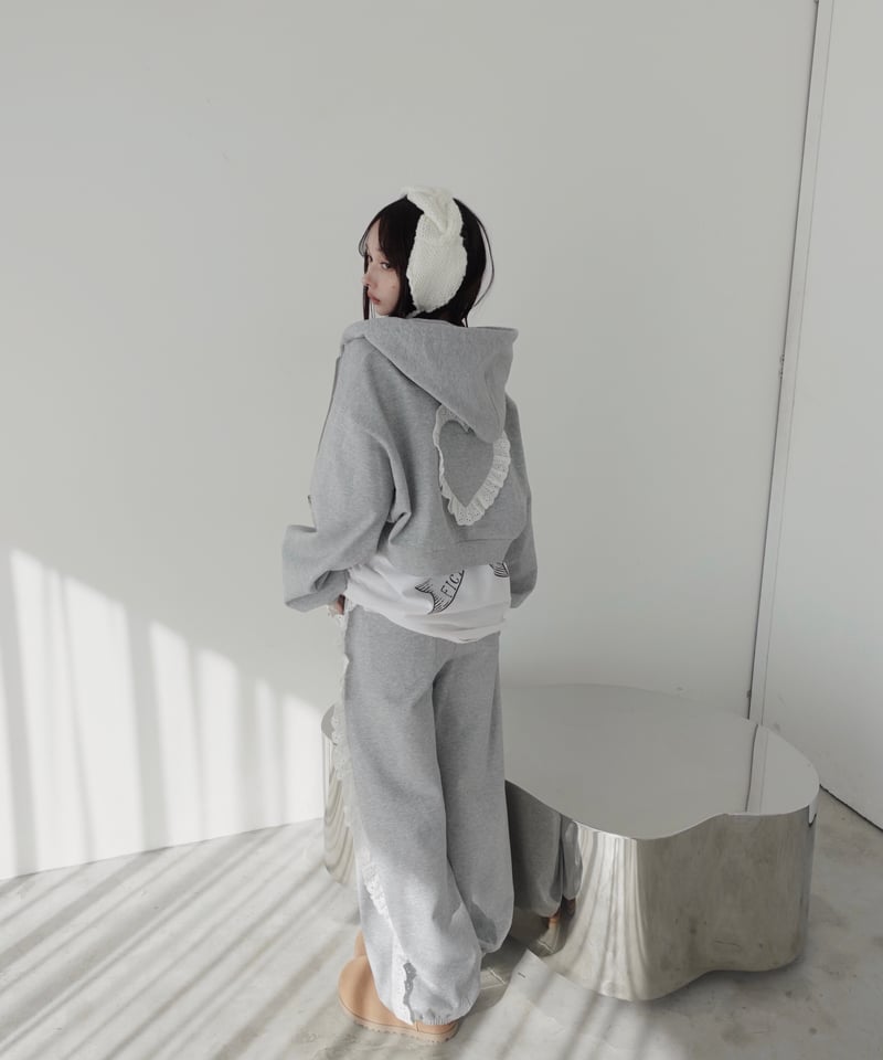 Gray】ハートジップアップフーディー /Heart Zip-up Hoodie | FIC