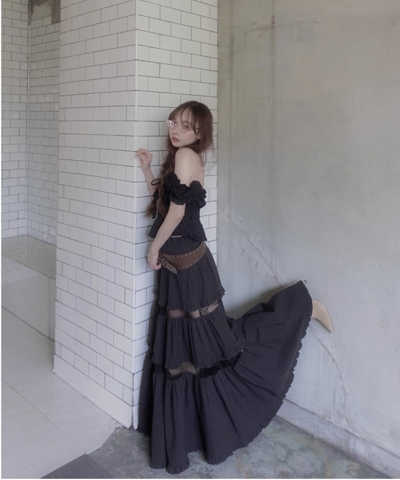 Black］フロントオープンレースティアードスカート / Front Open Lace T
