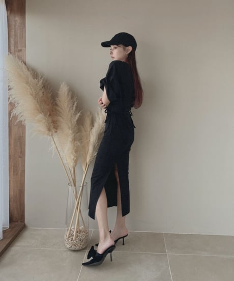 ロゴ刺繍バックスリットTワンピ / Logo Embroidery Back Slit T One-Piece