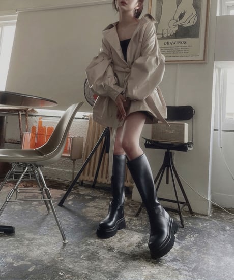 ボリュームスリーブエナメルジャケット / Volume Sleeves Enamel Jacket