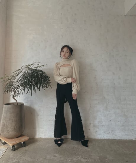 バックリボンサイドスリットフレアパンツ / Back Ribbon Side Slit Flare Pants