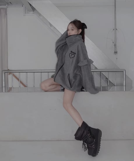 【Gray】ダブルジップフリルフリース /Double Zip Frill Fleece