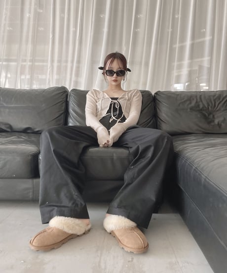 サイドカットタックパンツ / Side Cut Tack Bottoms