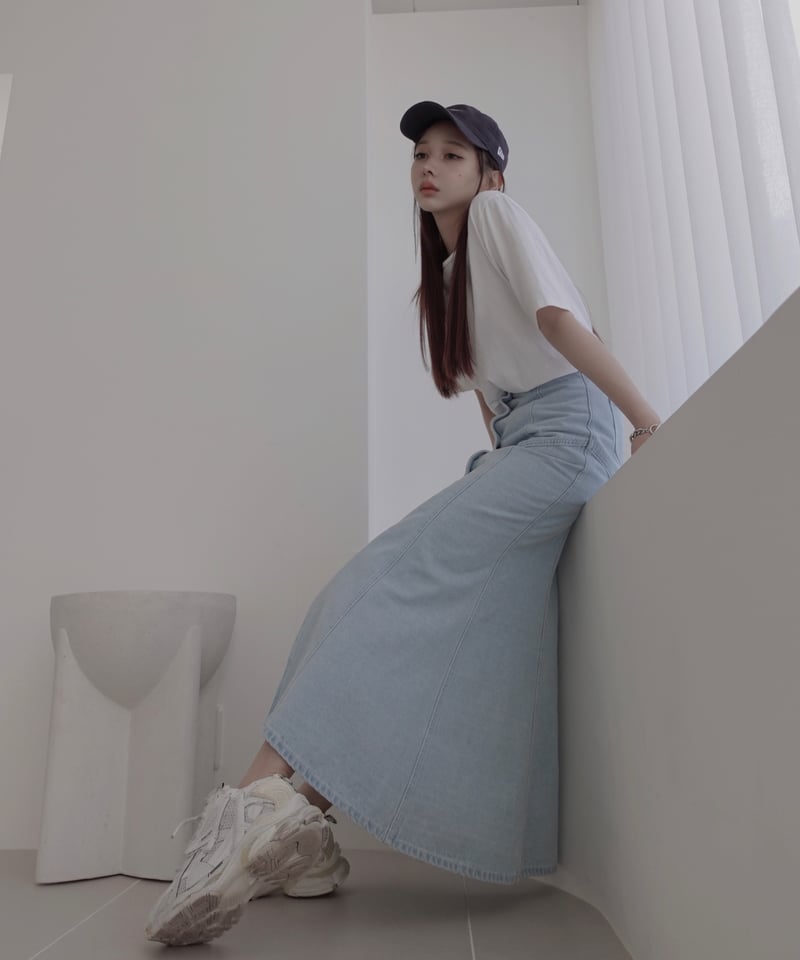 デニムフレアスカート /Denim Flare Skirt | FICTION TOKYO O デニムフレアスカート /Denim Flare Skirt | FICTION TOKYO O
