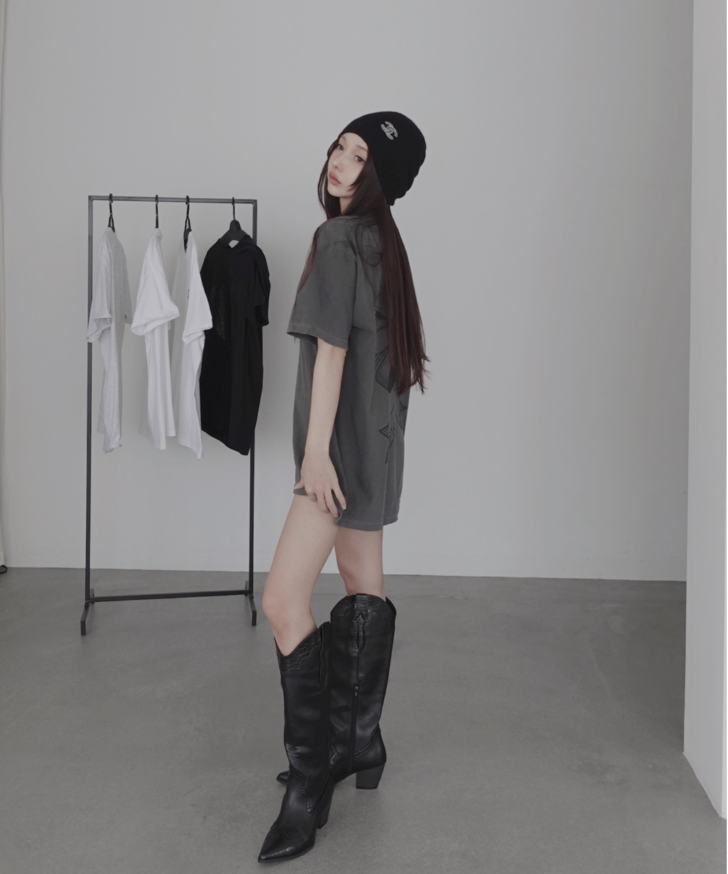 OHGA リボン　tシャツ　BACK RIBBON T-shirt ブラック バックリボンTシャツ /Back Ribbon T-Shirts | FICTION TOKY