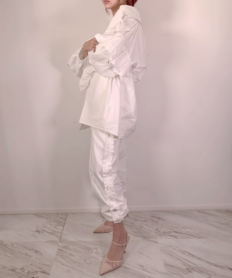 フリルカラージャケット　Raffled Collar Jacket