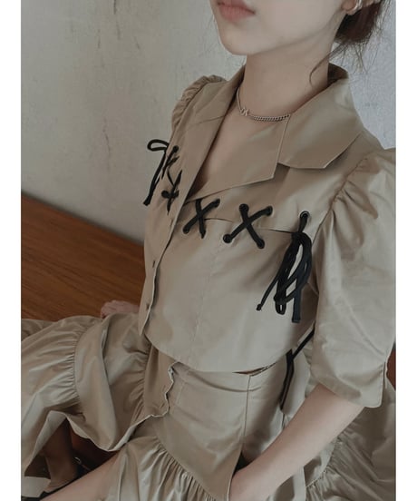 レースアップクロップドシャツ /Race-up Cropped Shirts