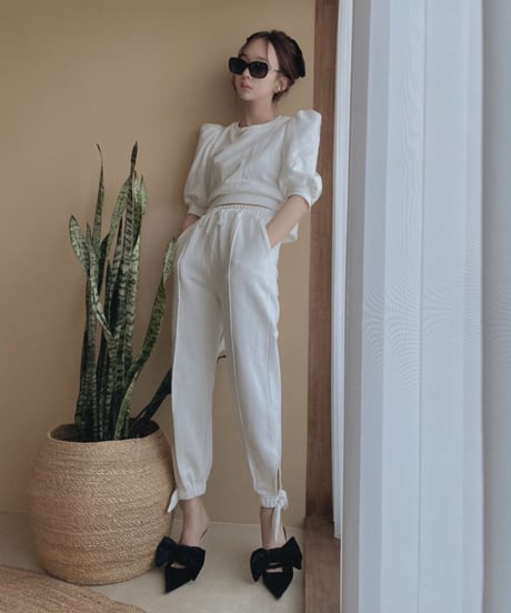 バックリボントップス / Back Ribbon Tops