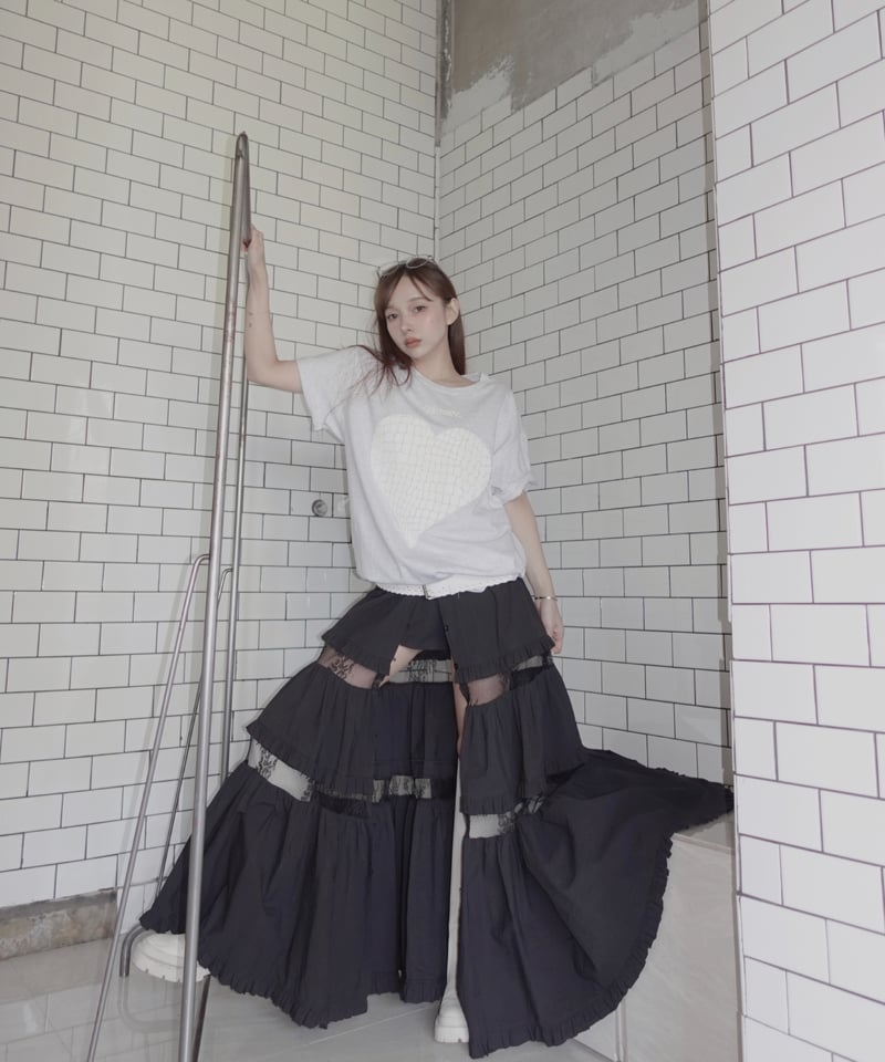 Black］フロントオープンレースティアードスカート / Front Open Lace T