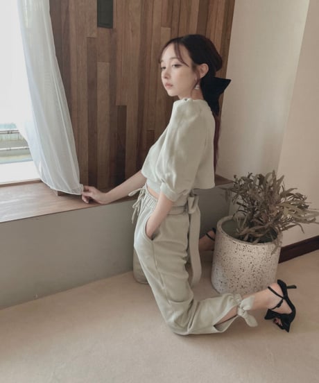 バックリボントップス / Back Ribbon Tops