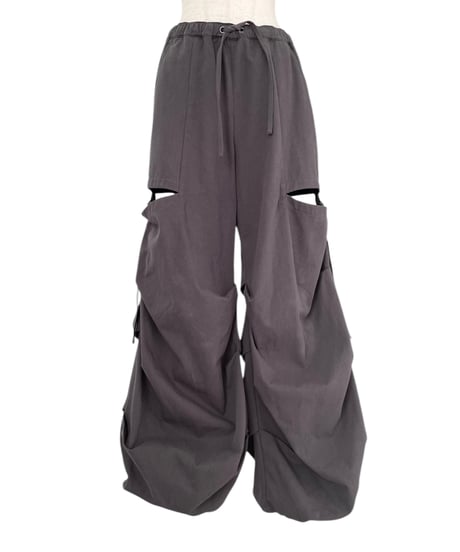 サイドカットボリュームパンツ / Side Cutting Volume Pants