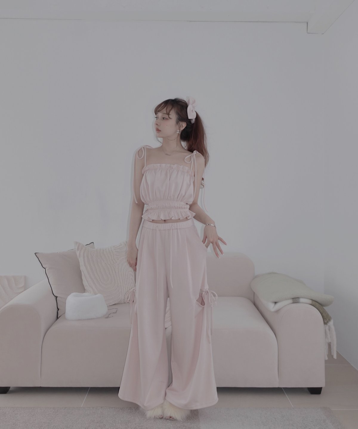 2点セットアップ①】キャミソール＋パンツ | FICTION TOKYO OFFICIAL