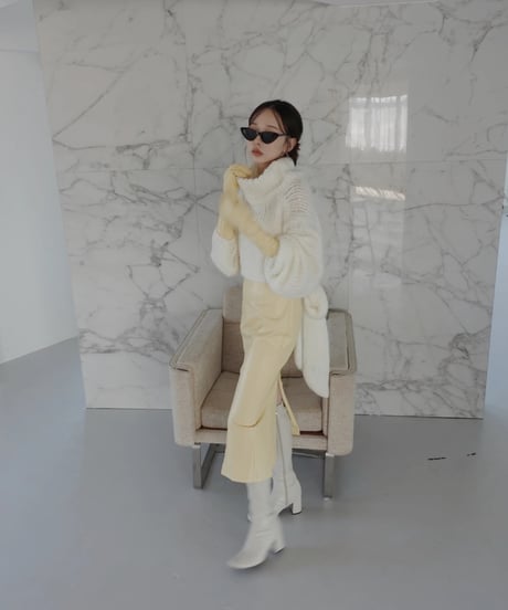 バックリボンローゲージニット /Back Ribbon Low Gauge Knit