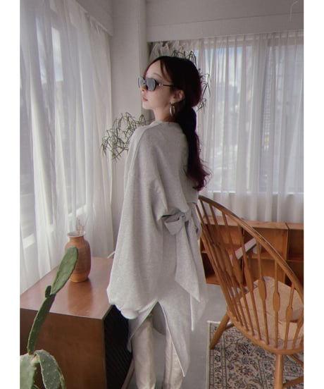 バックリボンクロップドトップ /Back Ribbon Cropped Top