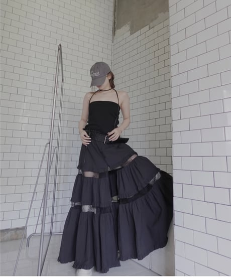 ［Black］フロントオープンレースティアードスカート / Front Open Lace Tiered Skirt
