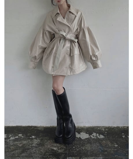 ボリュームスリーブエナメルジャケット / Volume Sleeves Enamel Jacket