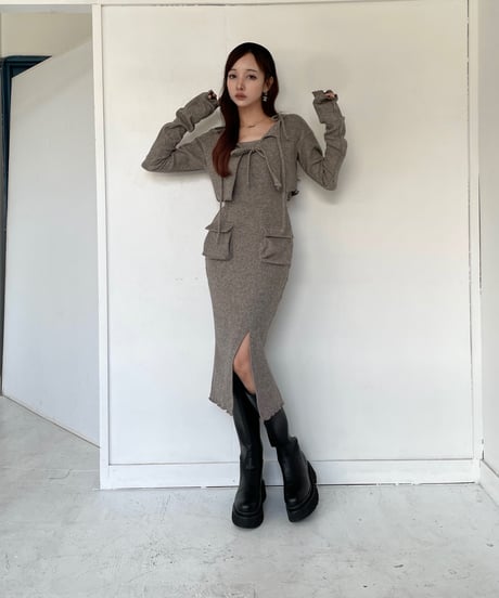 2サイドポケット バックオープンスリットニットワンピース / 2Pockets Back Open Slit Knit One-Piece