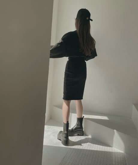 フロントスリットスカート / Front Slit Skirt