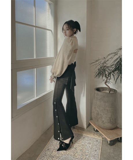 バックリボンサイドスリットフレアパンツ / Back Ribbon Side Slit Flare Pants