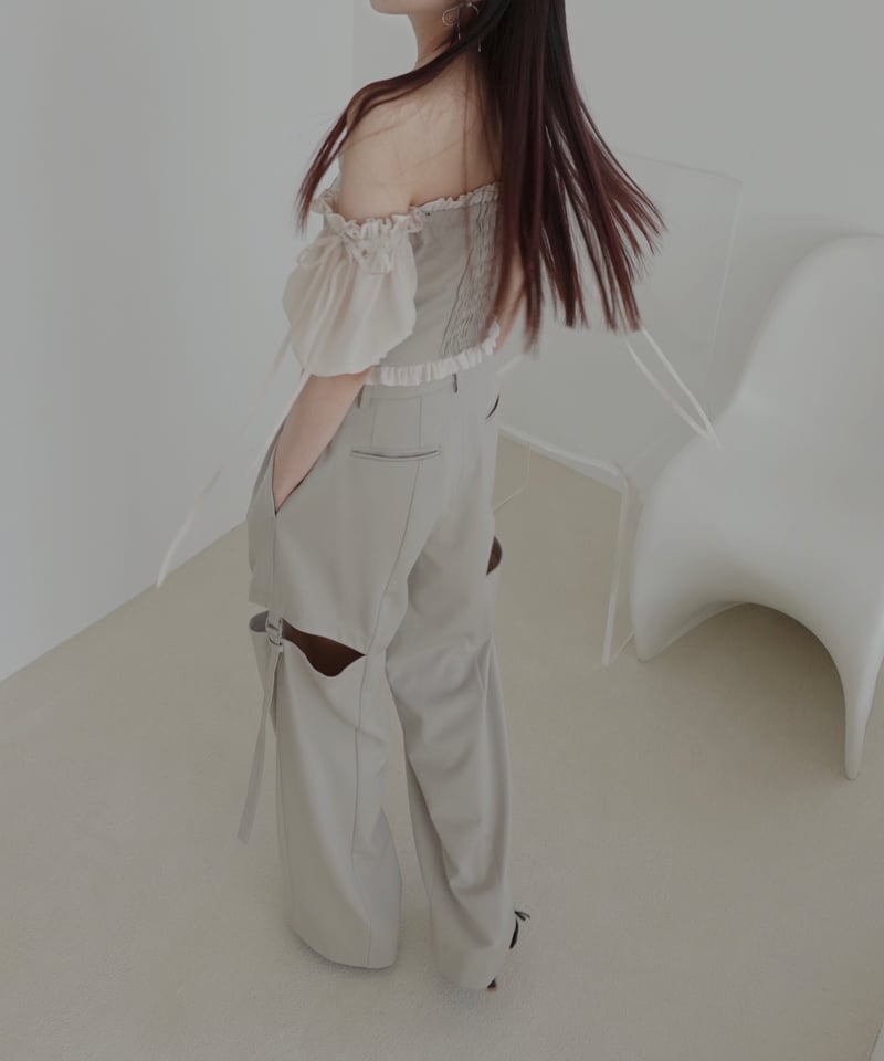 サイドカットベルトタックパンツ / Side Cut Belt Tuck Pants サイドカットベルトタックパンツ / Side Cut Belt Tuck Pants