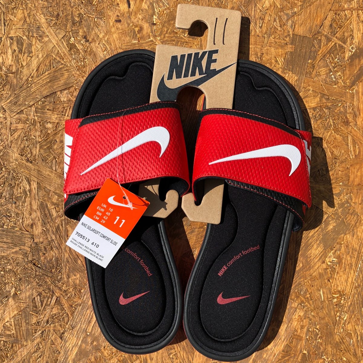 Nike AIR ビーチサンダル レッド/ブラック〜サイズ２７〜新品未使用品 NIKE ナイキ ビーチサンダル 27㎝｜Yahoo!フリマ（旧PayPayフリマ）