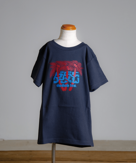 ダダビとリゾートがモチーフのキッズTシャツ/130cm