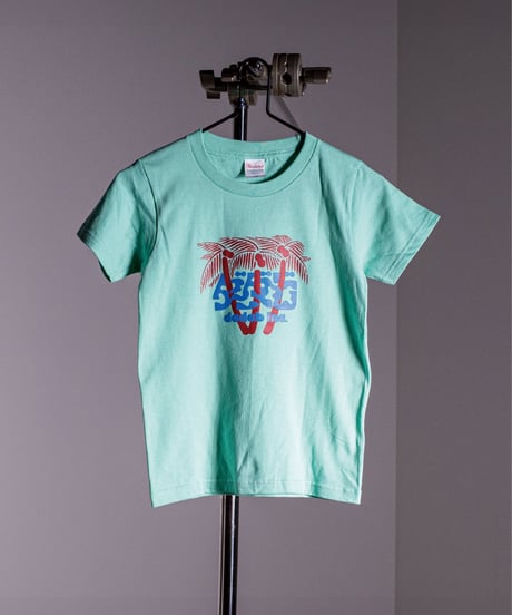ダダビとリゾートがモチーフのキッズTシャツ/130cm