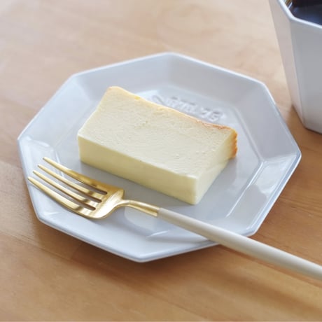 波止場のチーズケーキとTERA COFFEE　Gray color package