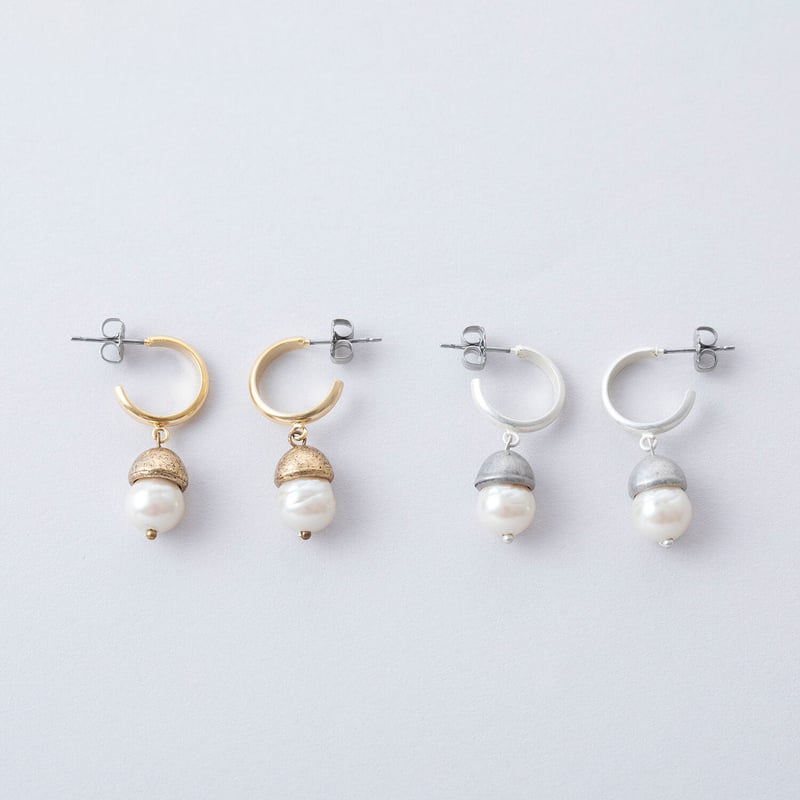 IAP107：ナッツパールフープピアス / Pearl hoop pierce with nu...