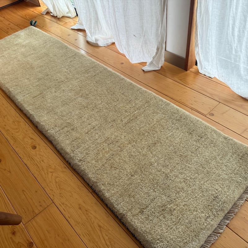 No.33】極厚ランナーサイズギャッベ｜201cm×57cm｜羊そのままの“白”を