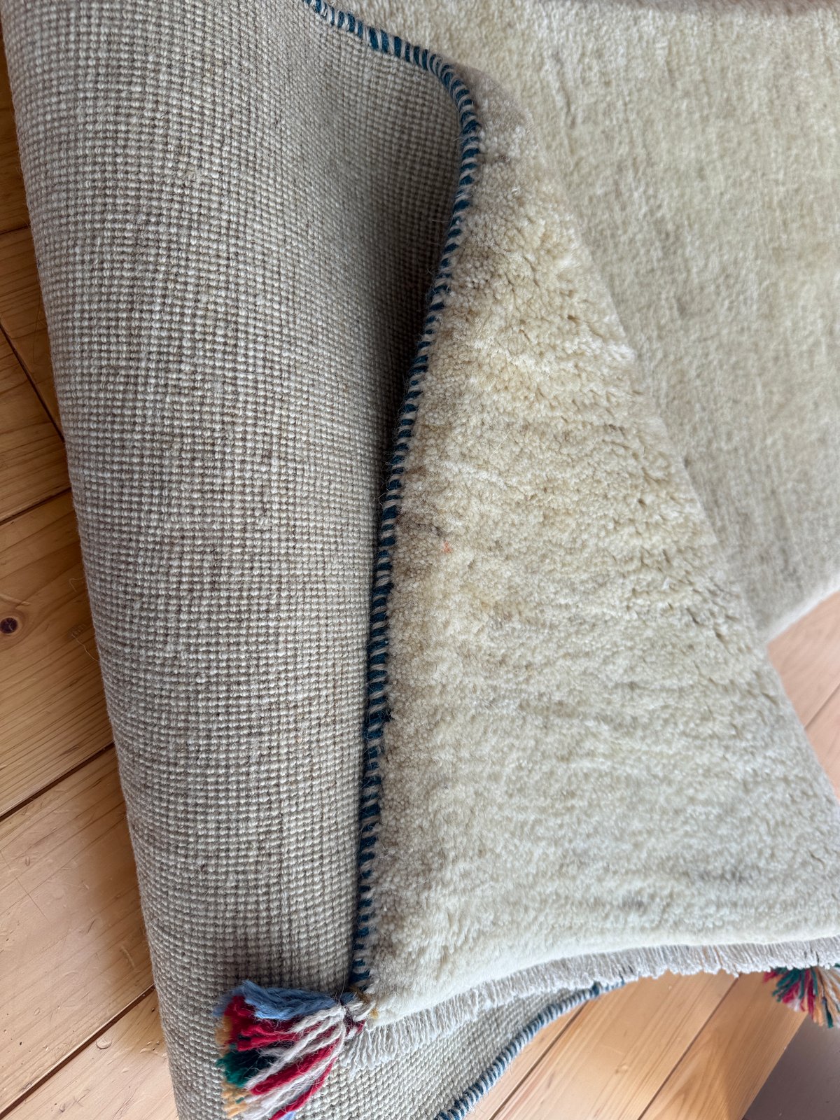 No.33】極厚ランナーサイズギャッベ｜201cm×57cm｜羊そのままの“白”を