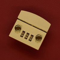 028. amiet Z 52520 / brass satin