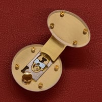 015. round plexi lock / brass satin