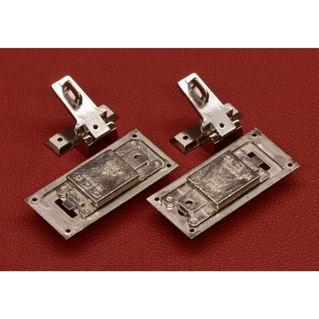 002. 横引き錠 Art. 1/K / nickel satin